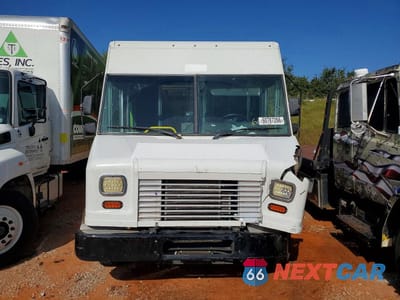Piąte zdjęcie samochodu w środku: 2021 FORD F59 DELIVERY TRUCK VIN:1F65F5KNXM0A02874 - miniatura