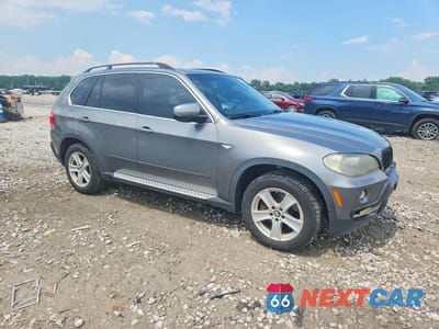 Czwarte zdjęcie samochodu z boku: 2008 BMW X5 4.8I VIN:5UXFE83548L166175 - miniatura