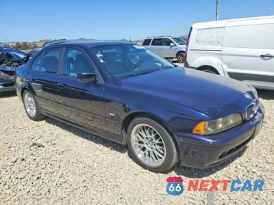 Czwarte zdjęcie samochodu z boku: 2001 BMW 530 I AUTOMATIC VIN:WBADT63421CF05810 - miniatura
