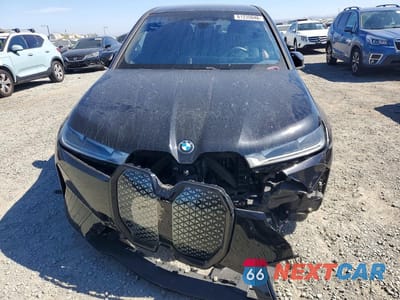 Piąte zdjęcie samochodu w środku: 2024 BMW IX XDRIVE50 VIN:WB523CF00RCR16600 - miniatura