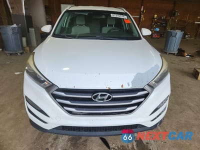 Piąte zdjęcie samochodu w środku: 2018 HYUNDAI TUCSON SEL VIN:KM8J33A44JU613355 - miniatura