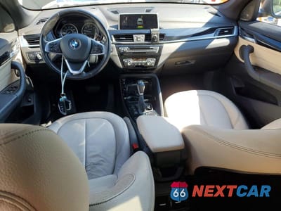 Zdjęcie 8 z 13 samochodu: 2016 BMW X1 XDRIVE28I VIN:WBXHT3C38G5E51262 - miniatura