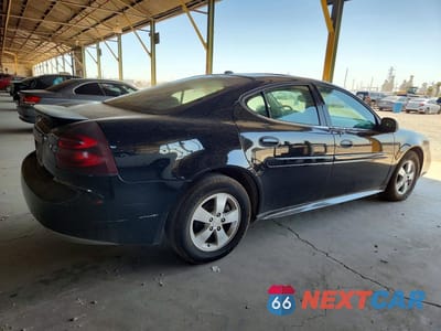 Trzecie zdjęcie samochodu z tyłu: 2006 PONTIAC GRAND PRIX VIN:2G2WP552761310385 - miniatura