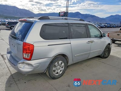 Trzecie zdjęcie samochodu z tyłu: 2008 HYUNDAI ENTOURAGE VIN:KNDMC233086046754 - miniatura