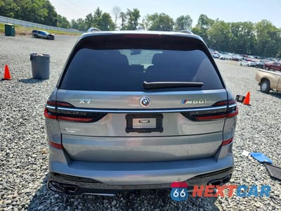 Zdjęcie 6 z 13 samochodu: 2023 BMW X7 M60I VIN:5UX33EM05P9N64033 - miniatura