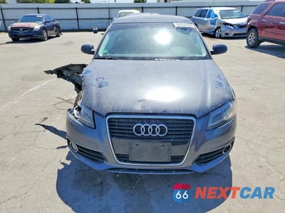 Piąte zdjęcie samochodu w środku: 2013 AUDI A3 PREMIUM PLUS VIN:WAUKJAFM4DA028225 - miniatura