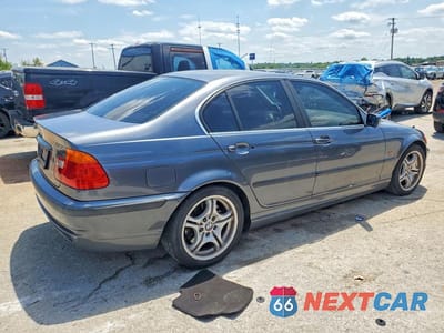Trzecie zdjęcie samochodu z tyłu: 2001 BMW 330 I VIN:WBAAV534X1FJ64031 - miniatura