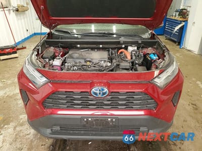 Zdjęcie 12 z 13 samochodu: 2024 TOYOTA RAV4 HYBRID XLE VIN:JTMRWRFVXRD239610 - miniatura