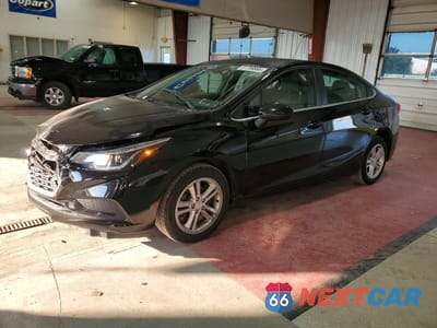 2018 CHEVROLET CRUZE LT 1G1BE5SM2J7169302 - główne zdjęcie licytacji z USA - miniatura