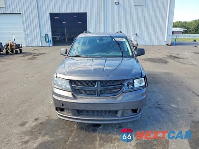 Piąte zdjęcie samochodu w środku: 2020 DODGE JOURNEY SE VIN:3C4PDCABXLT279677 - miniatura
