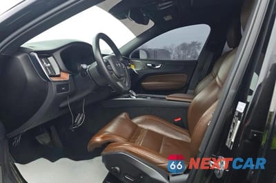 Zdjęcie 11 z 14 samochodu: 2024 VOLVO XC60 ULTIMATE VIN:YV4L12RM5R1801281 - miniatura