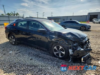 Czwarte zdjęcie samochodu z boku: 2019 HONDA CIVIC LX VIN:19XFC2F66KE000703 - miniatura