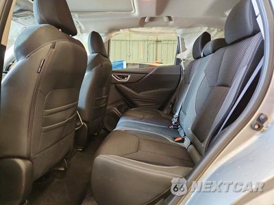 Zdjęcie 11 z 14 samochodu: 2019 SUBARU FORESTER PREMIUM VIN:JF2SKAGC3KH547455 - miniatura
