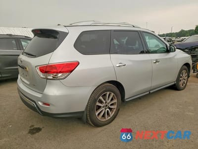 Trzecie zdjęcie samochodu z tyłu: 2015 NISSAN PATHFINDER S VIN:5N1AR2MM5FC667295 - miniatura