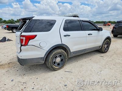 Trzecie zdjęcie samochodu z tyłu: 2017 FORD EXPLORER POLICE INTERCEPTOR VIN:1FM5K8AR6HGA44594 - miniatura