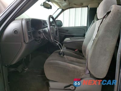 Zdjęcie 7 z 12 samochodu: 2005 CHEVROLET SILVERADO K1500 VIN:2GCEK19B451312201 - miniatura