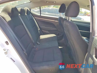 Zdjęcie 10 z 12 samochodu: 2019 HYUNDAI ELANTRA SE VIN:5NPD74LF8KH429221 - miniatura
