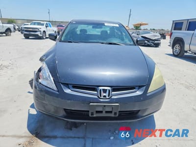 Piąte zdjęcie samochodu w środku: 2005 HONDA ACCORD LX VIN:1HGCM56435A190548 - miniatura