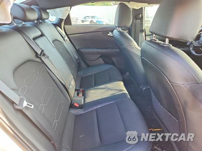 Zdjęcie 10 z 13 samochodu: 2023 KIA FORTE GT LINE VIN:3KPF54AD9PE664514 - miniatura
