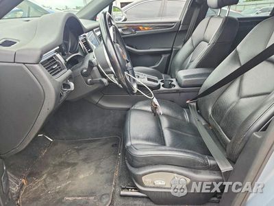 Zdjęcie 7 z 12 samochodu: 2018 PORSCHE MACAN VIN:WP1AA2A59JLB02659 - miniatura