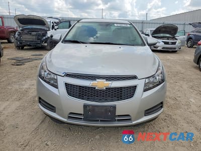 Piąte zdjęcie samochodu w środku: 2014 CHEVROLET CRUZE LT VIN:1G1PE5SB6E7381064 - miniatura