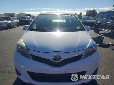 Piąte zdjęcie samochodu w środku: 2014 TOYOTA YARIS 5-DOOR LE FLEET VIN:VNKKTUD30EA012041 - miniatura