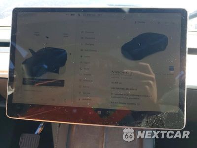 Zdjęcie 9 z 12 samochodu: 2024 TESLA MODEL Y VIN:7SAYGAEE9RF983478 - miniatura