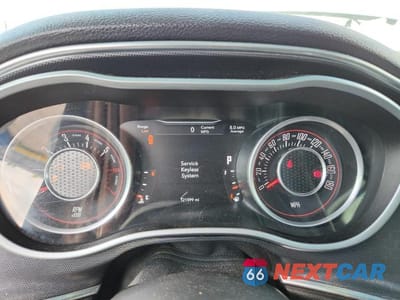 Zdjęcie 9 z 12 samochodu: 2015 DODGE CHALLENGER SXT PLUS VIN:2C3CDZBT0FH846540 - miniatura