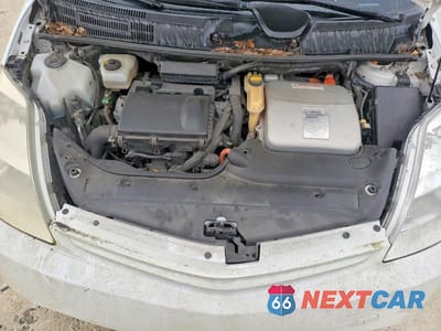 Zdjęcie 11 z 12 samochodu: 2005 TOYOTA PRIUS BASE VIN:JTDKB20U353022629 - miniatura