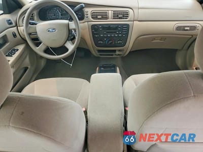 Zdjęcie 8 z 12 samochodu: 2006 FORD TAURUS SE VIN:1FAFP53U16A185119 - miniatura