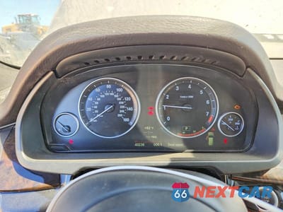 Zdjęcie 9 z 12 samochodu: 2014 BMW X5 XDRIVE35I VIN:5UXKR0C55E0H20344 - miniatura