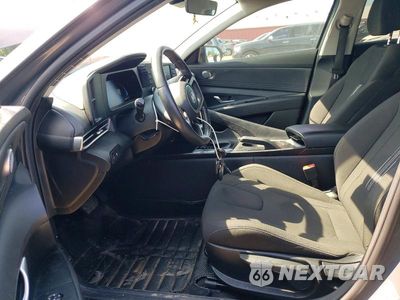 Zdjęcie 7 z 12 samochodu: 2025 HYUNDAI ELANTRA SEL SPORT VIN:KMHLM4DG8SU901429 - miniatura