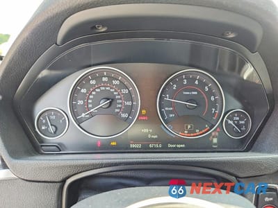 Zdjęcie 9 z 12 samochodu: 2017 BMW 330 I VIN:WBA8B9G35HNU55150 - miniatura