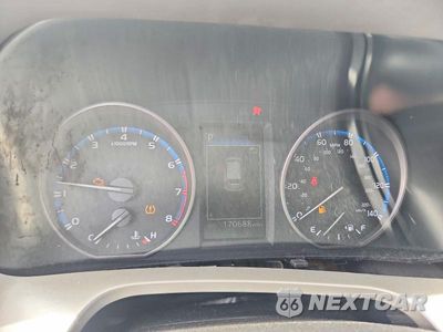 Zdjęcie 9 z 14 samochodu: 2017 TOYOTA RAV4 XLE VIN:2T3WFREV8HW324676 - miniatura