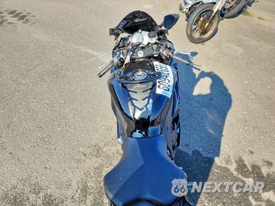 Zdjęcie 6 z 9 samochodu: 2020 YAMAHA YZF-R6 VIN:JYARJ28E1LA007534 - miniatura