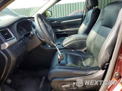 Zdjęcie 7 z 13 samochodu: 2016 TOYOTA HIGHLANDER XLE VIN:5TDJKRFH0GS268893 - miniatura
