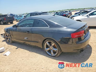 Drugie zdjęcie samochodu z przodu: 2011 AUDI A5 PREMIUM PLUS VIN:WAULFAFR4BA086902 - miniatura
