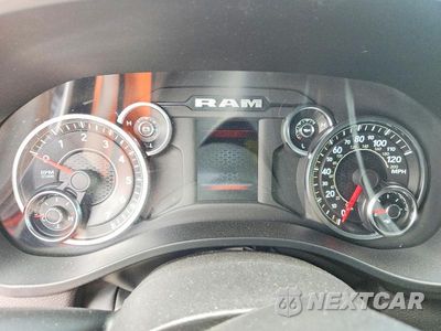 Zdjęcie 9 z 12 samochodu: 2025 RAM 1500 TRADESMAN VIN:1C6RREGG3SN643730 - miniatura