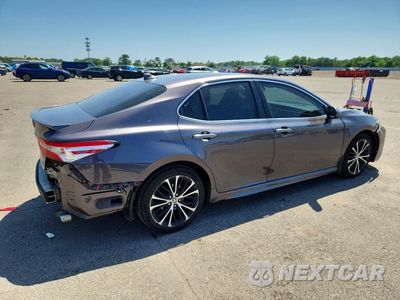 Trzecie zdjęcie samochodu z tyłu: 2020 TOYOTA CAMRY SE VIN:4T1G11BK2LU004365 - miniatura