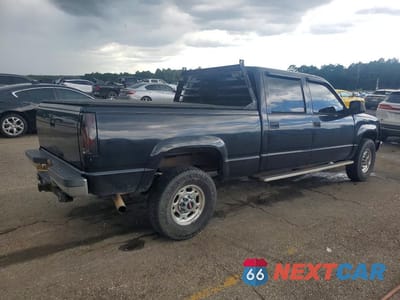 Trzecie zdjęcie samochodu z tyłu: 1999 GMC SIERRA K2500 VIN:1GTGK23R1XF044207 - miniatura