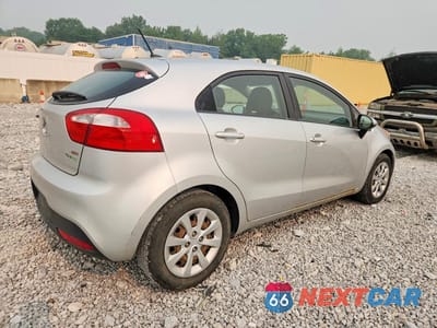 Trzecie zdjęcie samochodu z tyłu: 2014 KIA RIO LX VIN:KNADM5A3XE6377321 - miniatura