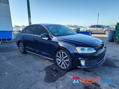 Czwarte zdjęcie samochodu z boku: 2012 VOLKSWAGEN JETTA GLI VIN:3VW567AJ3CM409628 - miniatura