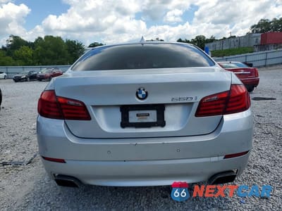 Zdjęcie 6 z 12 samochodu: 2012 BMW 550 I VIN:WBAFR9C58CDV58409 - miniatura