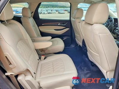 Zdjęcie 10 z 12 samochodu: 2022 BUICK ENCLAVE AVENIR VIN:5GAEVCKW1NJ127854 - miniatura