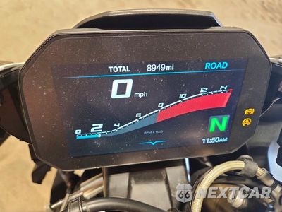 Zdjęcie 7 z 9 samochodu: 2024 BMW S 1000 RR VIN:WB10E6306R6J21221 - miniatura