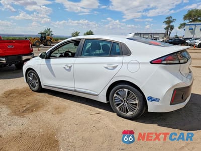 Drugie zdjęcie samochodu z przodu: 2021 HYUNDAI IONIQ SE VIN:KMHC65LD3MU254996 - miniatura