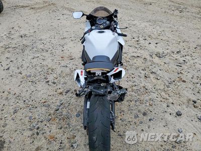 Zdjęcie 6 z 8 samochodu: 2025 SUZUKI GSX-R600 K VIN:JS1GN7FA5S7101290 - miniatura
