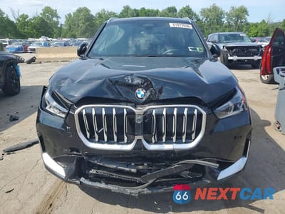 Piąte zdjęcie samochodu w środku: 2026 BMW X1 XDRIVE28I VIN:WBX73EF06T5571416 - miniatura