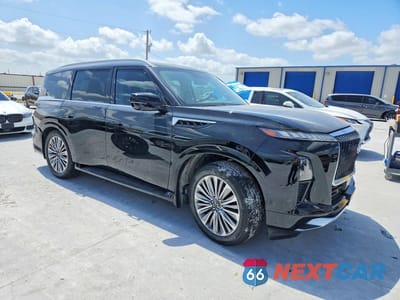 Czwarte zdjęcie samochodu z boku: 2025 INFINITI QX80 LUXE VIN:JN8AZ3BB6S9400142 - miniatura