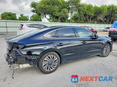 Trzecie zdjęcie samochodu z tyłu: 2025 HYUNDAI SONATA HYBRID SEL VIN:KMHL34JJ5SA112787 - miniatura